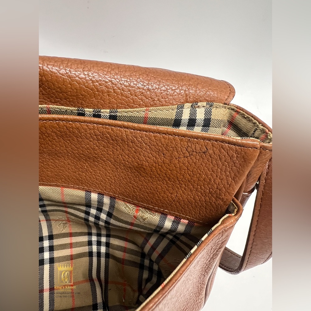 Burberry pebbled Crossbody Bag - Picture 10 of 16